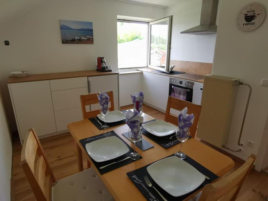 Wohnung Mit Ausblick Im Allgaeu Mit 2 Schlafzimmern Марктобердорф Екстериор снимка